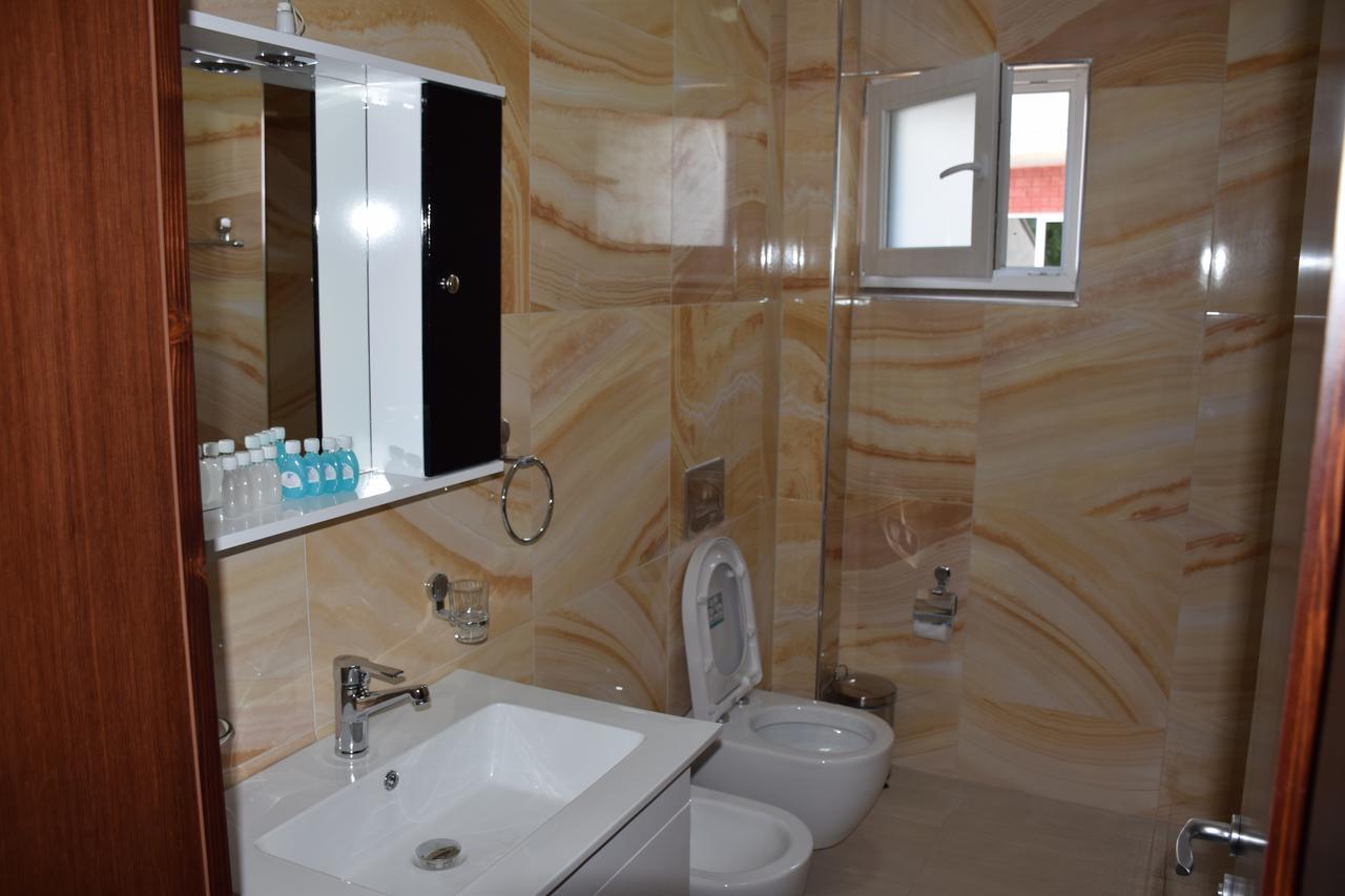 Hotel Pogradeci 2 Tushemisht المظهر الخارجي الصورة