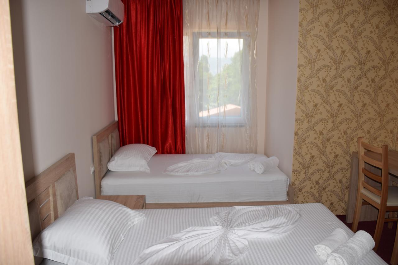 Hotel Pogradeci 2 Tushemisht المظهر الخارجي الصورة